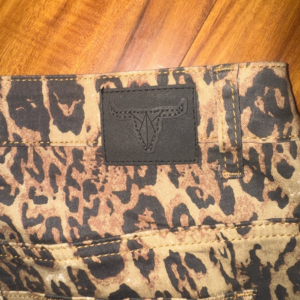 L&B Wild Leopard Print Trousers - Picture 8 of 9